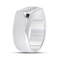 Load image into Gallery viewer, 14kt White Gold Mens Round Diamond 3-Stone Band Ring 1-1/2 Cttw
