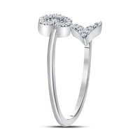 Load image into Gallery viewer, 10kt White Gold Womens Round Diamond Heart Arrow Band Ring 1/10 Cttw
