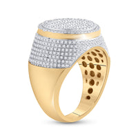 Load image into Gallery viewer, 10kt Yellow Gold Mens Baguette Diamond Statement Circle Cluster Ring 1-3/4 Cttw
