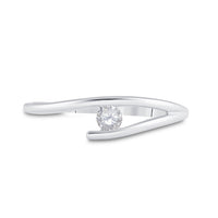 Load image into Gallery viewer, 10kt White Gold Womens Round Diamond Solitaire Promise Ring 1/10 Cttw
