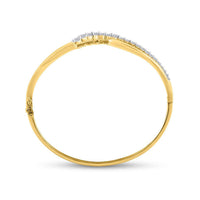 Load image into Gallery viewer, 14kt Yellow Gold Womens Round Diamond Graduated Journey Bangle Bracelet 1 Cttw
