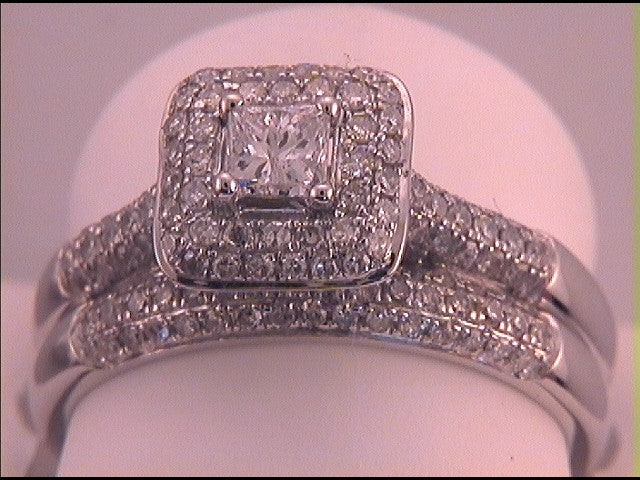 10kt White Gold Womens Princess Diamond Halo Bridal Wedding Engagement Ring Band Set 1.00 Cttw