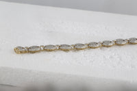Load image into Gallery viewer, 10kt Yellow Gold Mens Round Diamond Gucci Link Fashion Bracelet 6.00 Cttw
