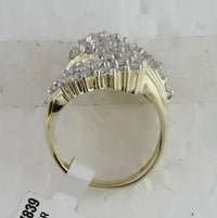 Load image into Gallery viewer, 10kt Yellow Gold Womens Round Diamond Cluster Ring 2.00 Cttw
