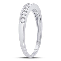 Load image into Gallery viewer, 14kt White Gold Womens Round Diamond Wedding Channel Set Band 1/4 Cttw Size 8
