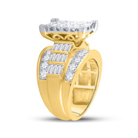 Load image into Gallery viewer, 14kt Yellow Gold Womens Princess Diamond Cluster Bridal Wedding Engagement Ring 4.00 Cttw
