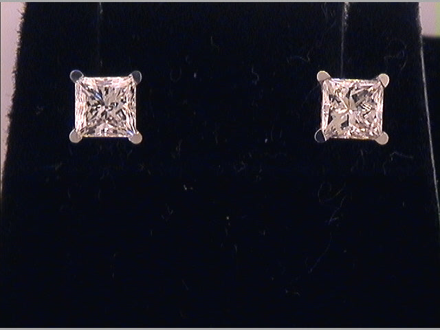 1 1/2CTW DIA PRINCESS EARRING PLATINUM+