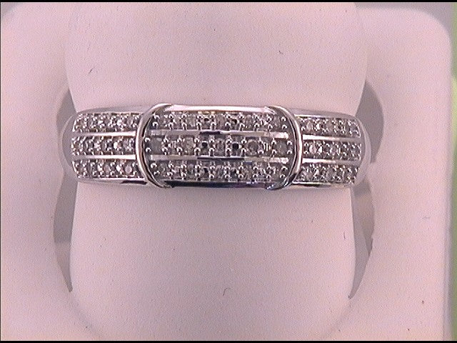 1/10CTW-DIA RING