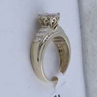 Load image into Gallery viewer, 10kt Yellow Gold Womens Round Diamond Cluster Bridal Wedding Engagement Ring 1/2 Cttw
