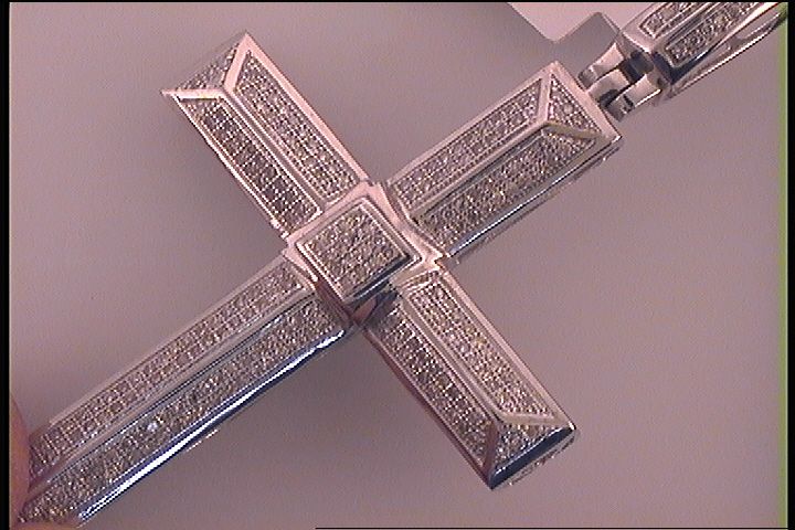 3/4CT-DIA CROSS PENDANT