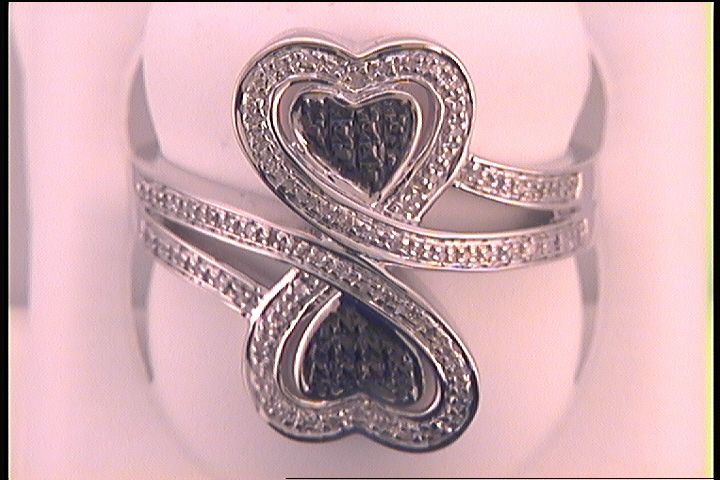 1/8CT-DIA HEART RING