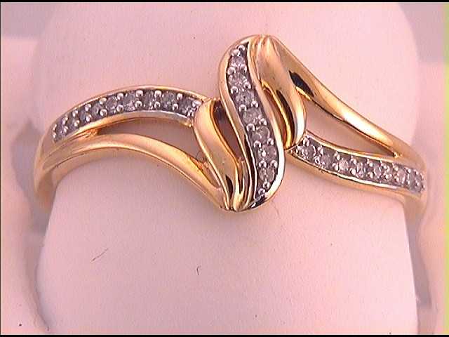 1/20CTW-DIA GIFT RING