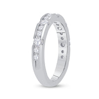 Load image into Gallery viewer, 14kt White Gold Womens Machine-set Round Diamond Wedding Band Ring 3/4 Cttw

