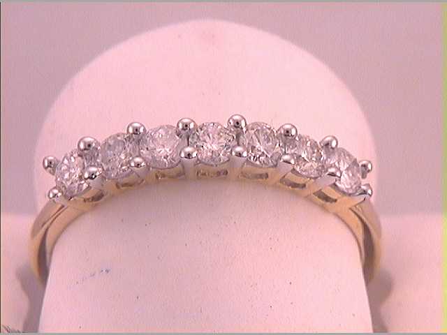 1/2CT-DIA FASHION BAND