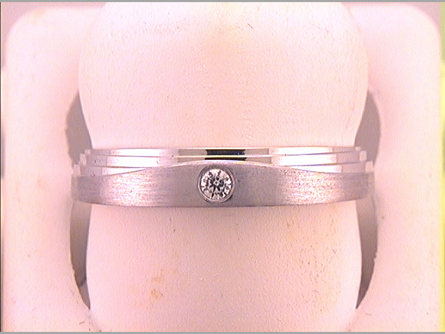 14kt White Gold Womens Round Diamond Solitaire Wedding Band 1/20 Cttw