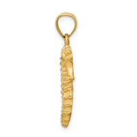 Load image into Gallery viewer, 14K Diamond-cut Seahorse Pendant
