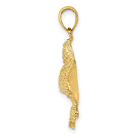 Load image into Gallery viewer, 14K Textured Spotted Eagle Ray Charm
