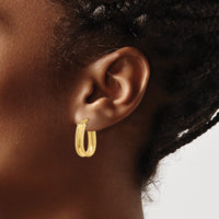 Load image into Gallery viewer, 14K Polished Textured Oval Hoop Earrings
