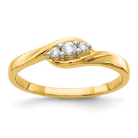 Load image into Gallery viewer, 14k Yellow Gold 3-stone Diamond Ring
