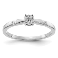 Load image into Gallery viewer, 14k White Gold Diamond Cluster Ring
